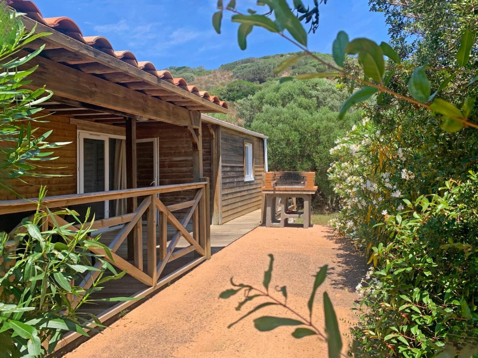 Hotel Maora Village Бонифачо Экстерьер фото