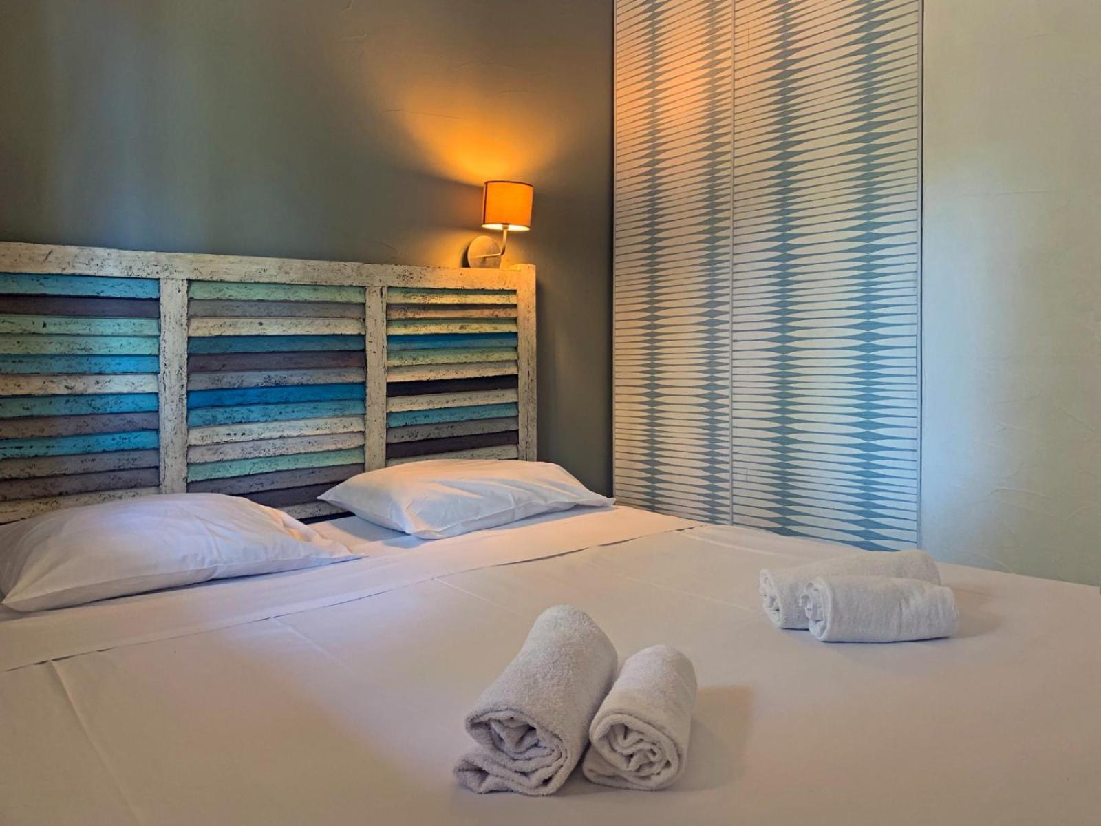 Hotel Maora Village Бонифачо Экстерьер фото