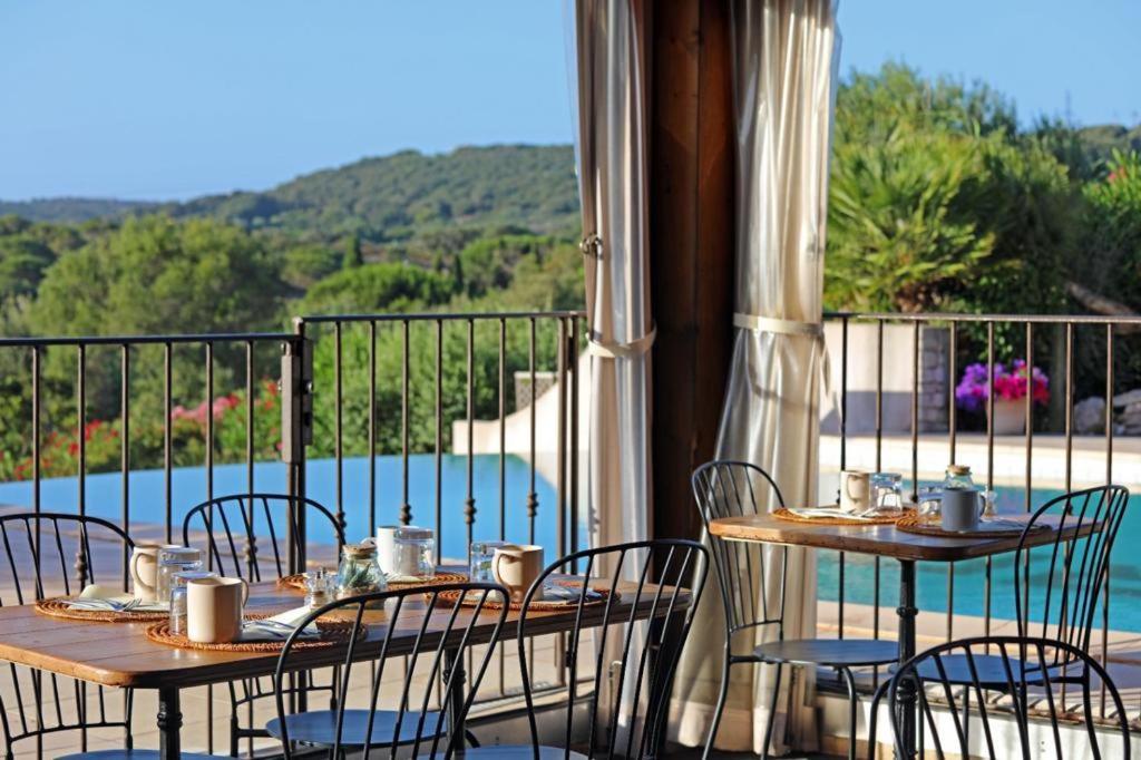 Hotel Maora Village Бонифачо Экстерьер фото