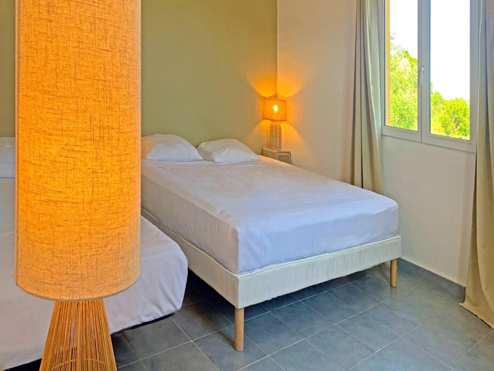 Hotel Maora Village Бонифачо Экстерьер фото