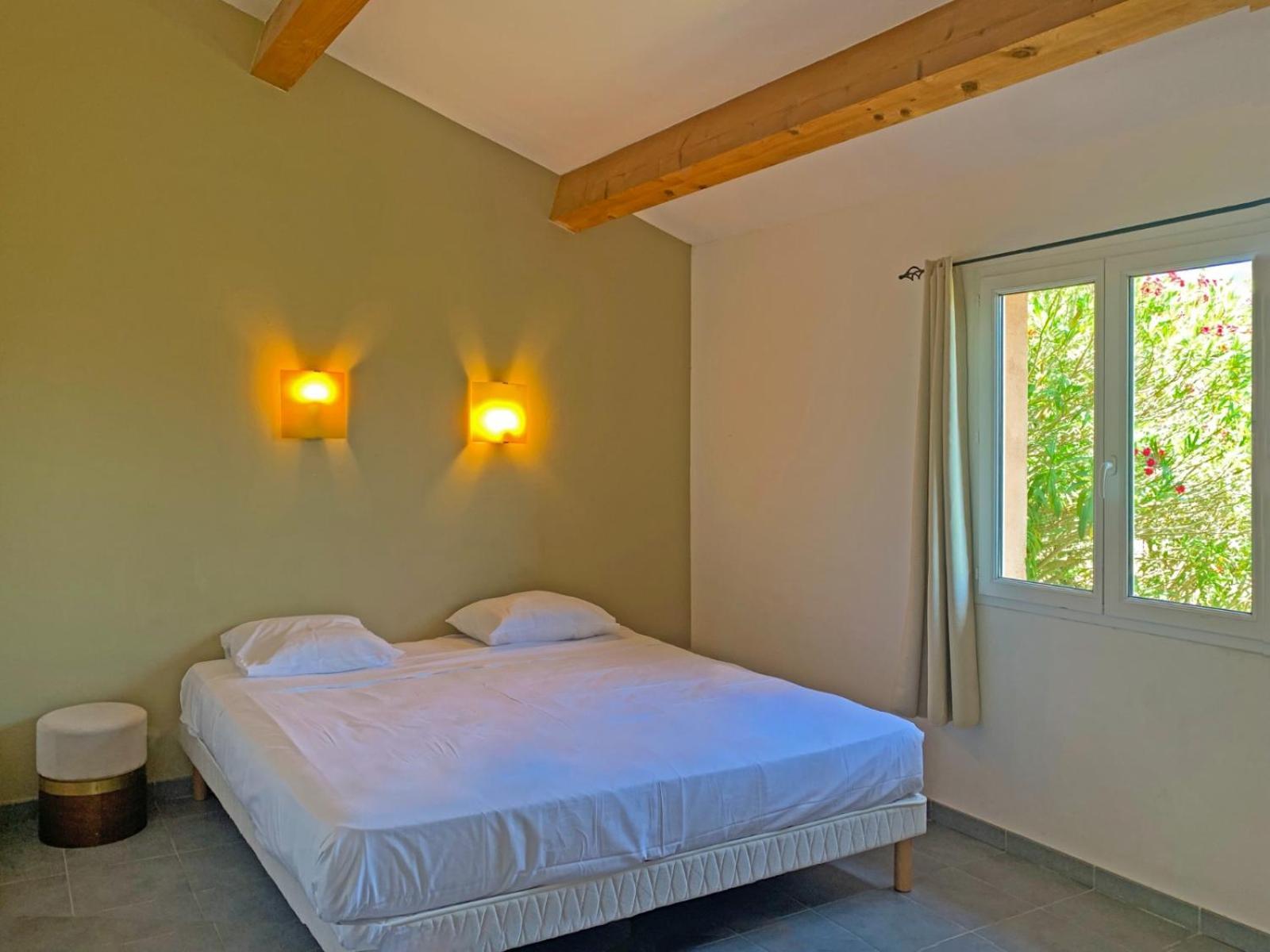 Hotel Maora Village Бонифачо Экстерьер фото