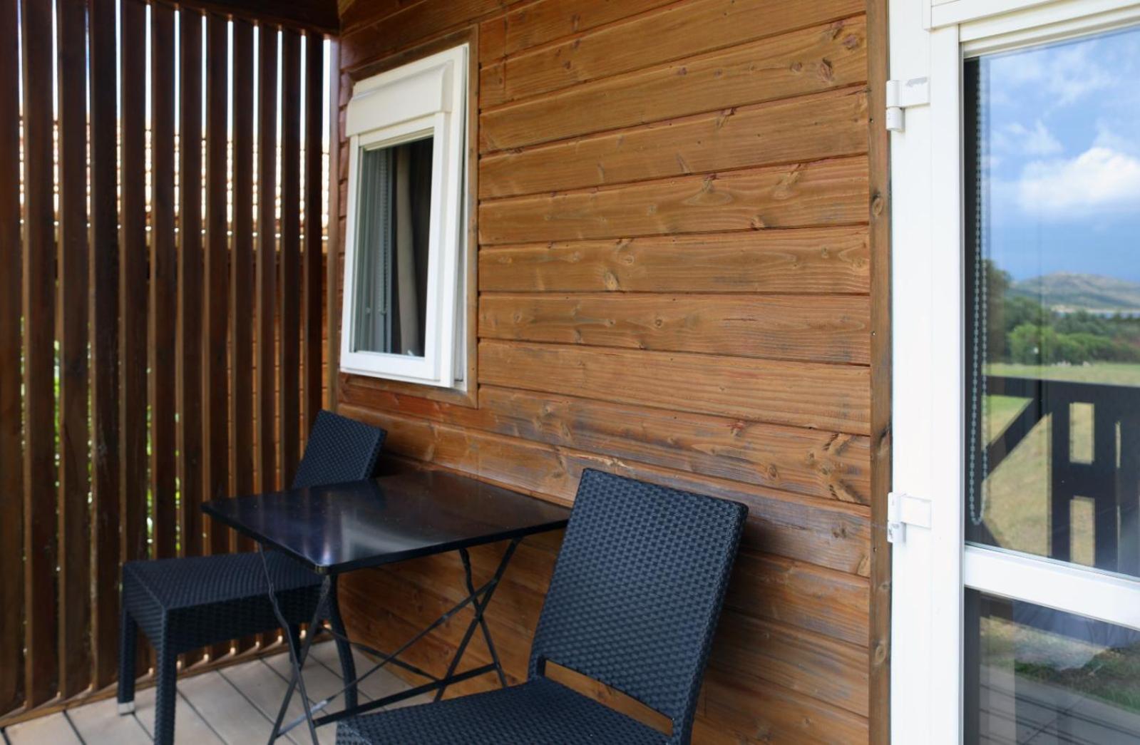 Hotel Maora Village Бонифачо Экстерьер фото