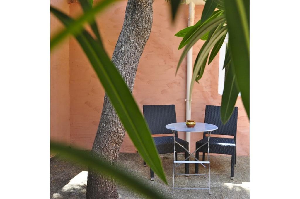 Hotel Maora Village Бонифачо Экстерьер фото